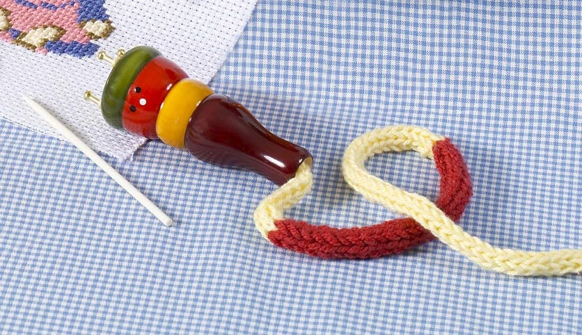 Nyörinukke - French Knitter