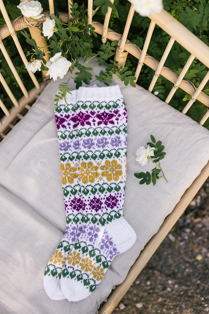 Downloadable pattern: Midsummer Socks FIN/SWE/ENG