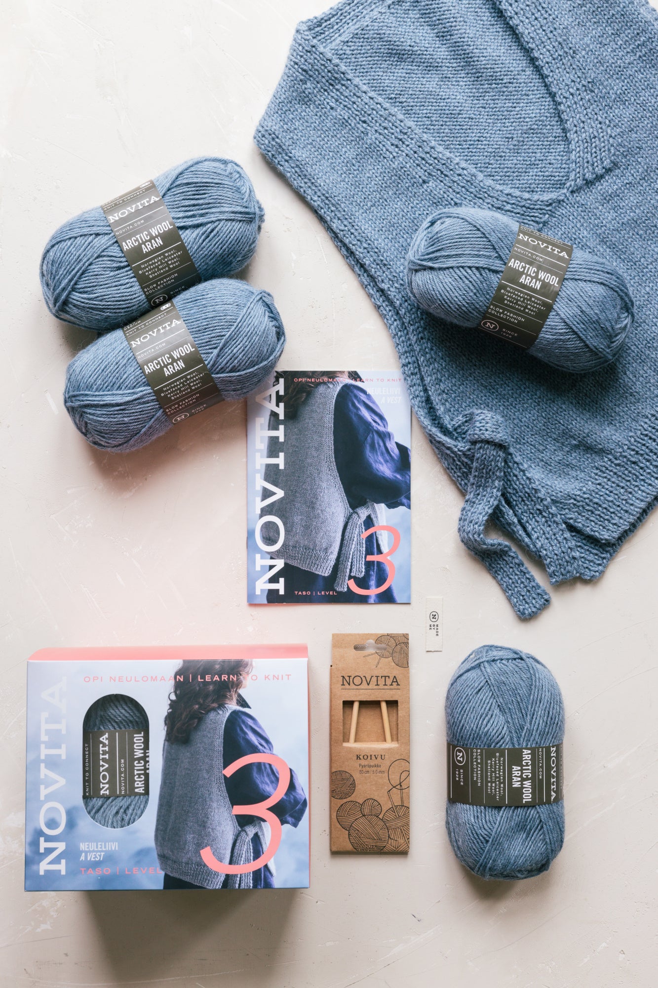 Novita Beginners knitting box level 3, a vest