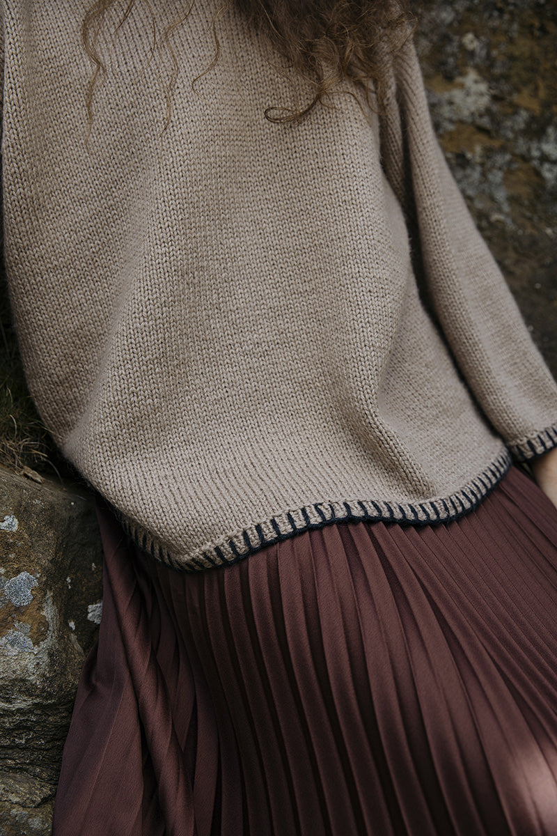 Ladattava PDF: Nomad-neulepusero by Kutovakika (FIN/SWE/ENG)