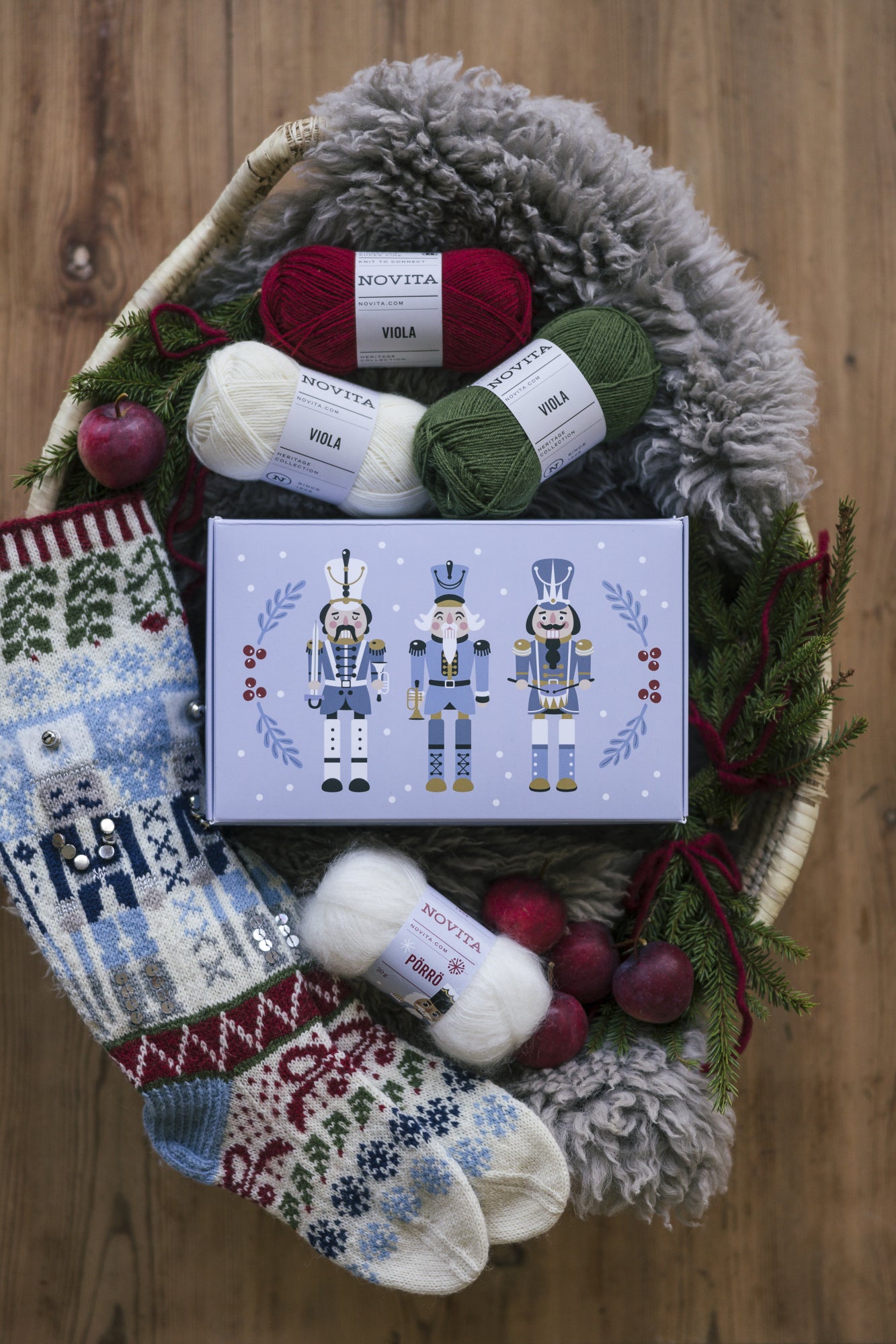 Pähkinänsärkijä sukkaboksi