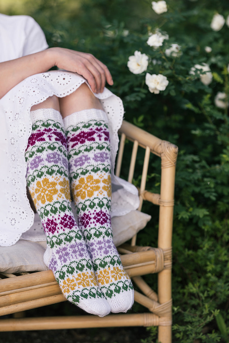 Downloadable pattern: Midsummer Socks