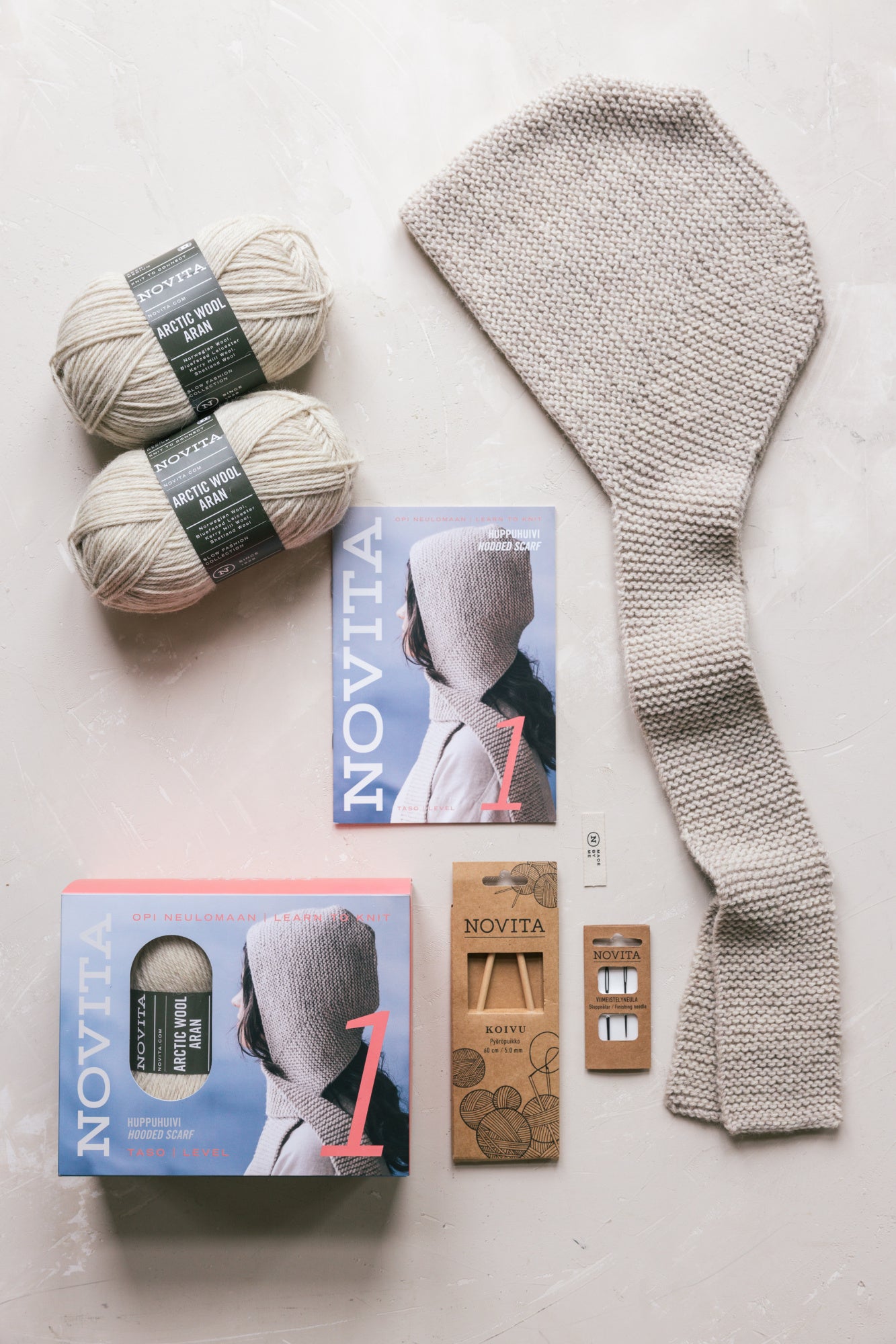 Opi neulomaan, taso 1: Huppuhuivi