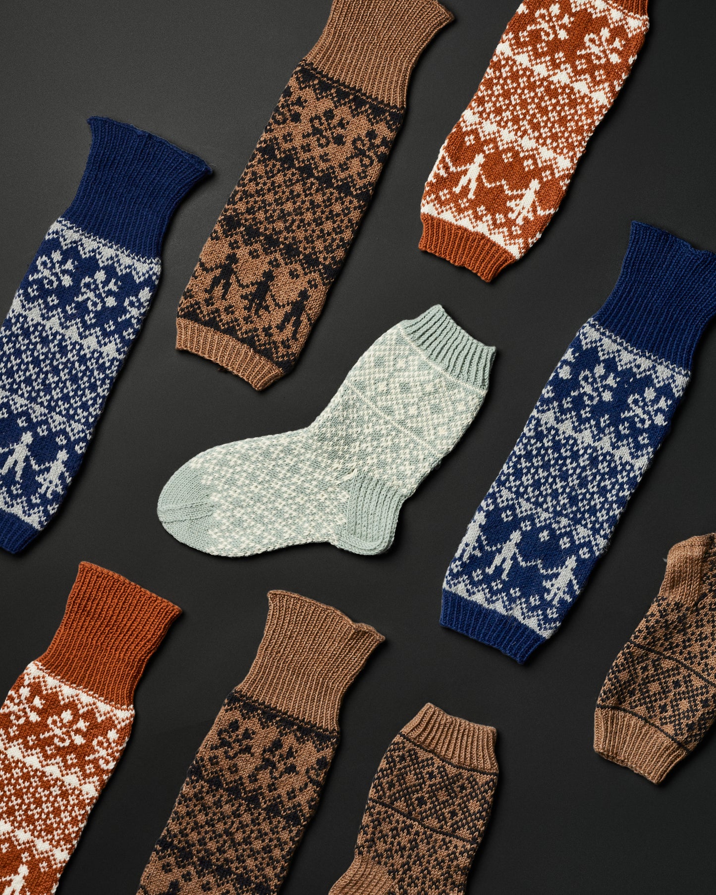 Downloadable pattern: Saku Legwarmers (Novita Autumn 2024)
