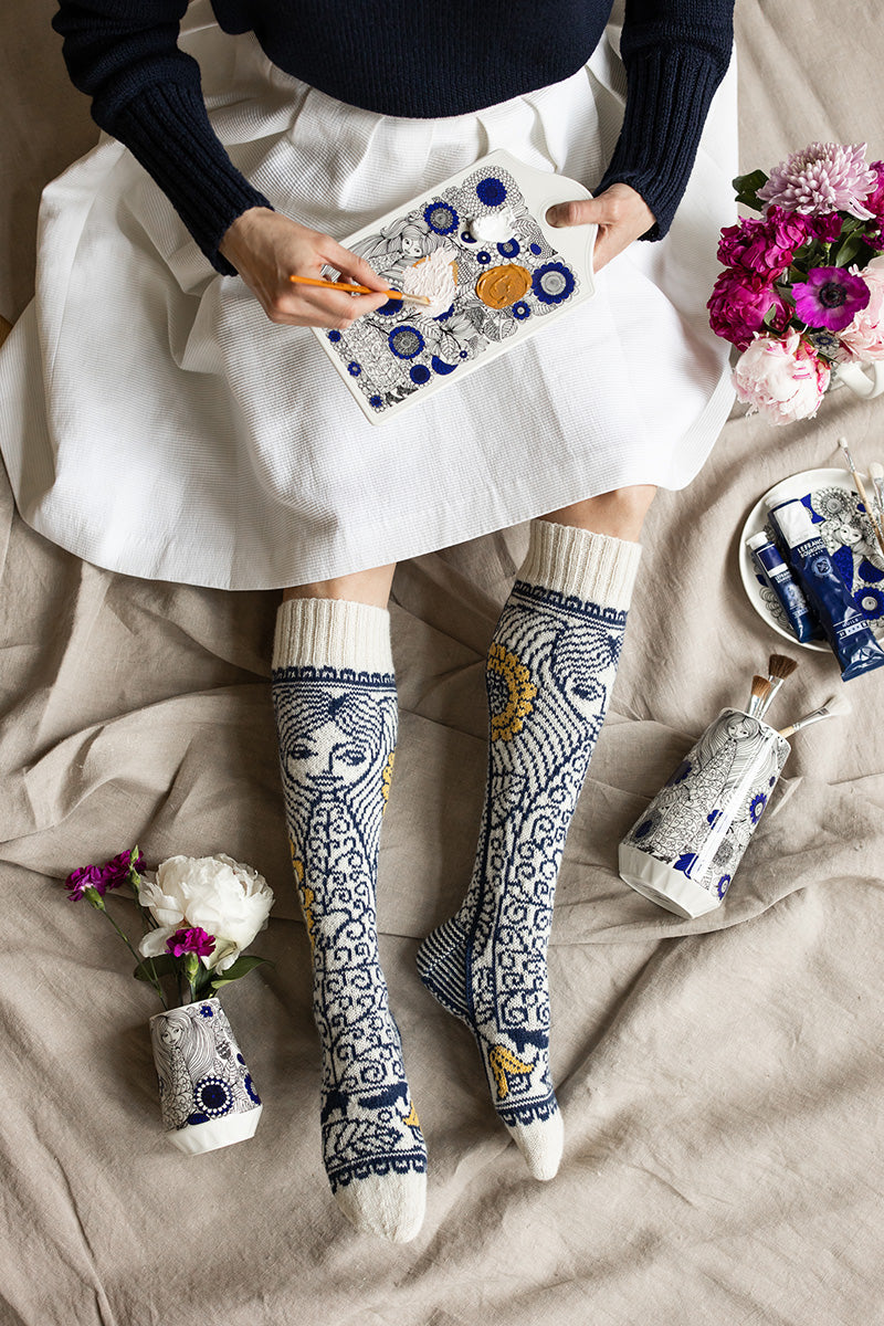 Downloadable pattern: Pastoraali II knitted knee socks (Arabia x Novita)