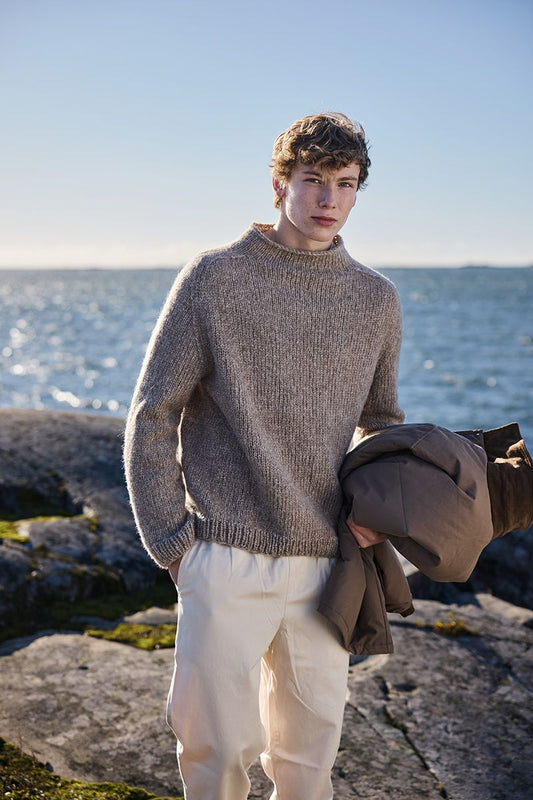 Downloadable pattern: Caspian Sweater Solid (Novita Essentials)
