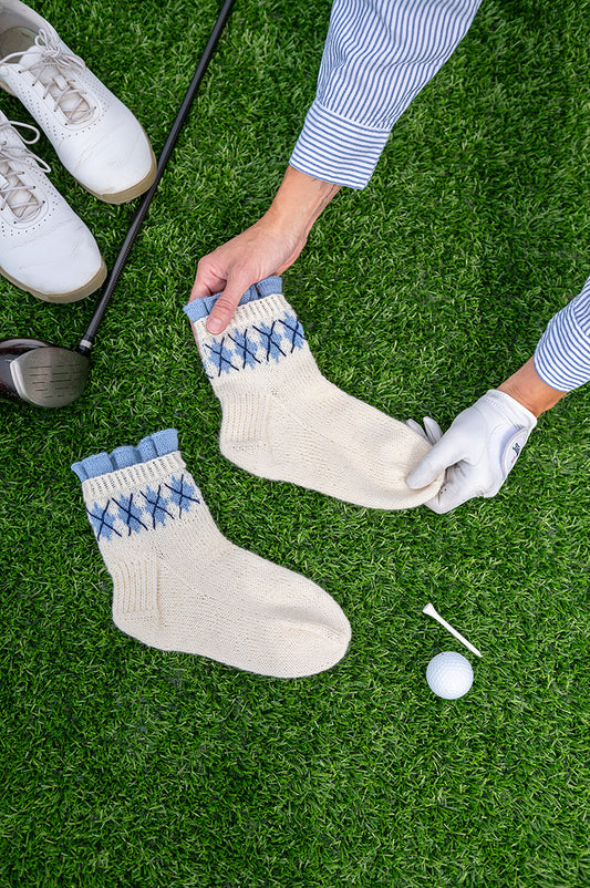 Downloadable pattern: Golf Socks Novita Viola