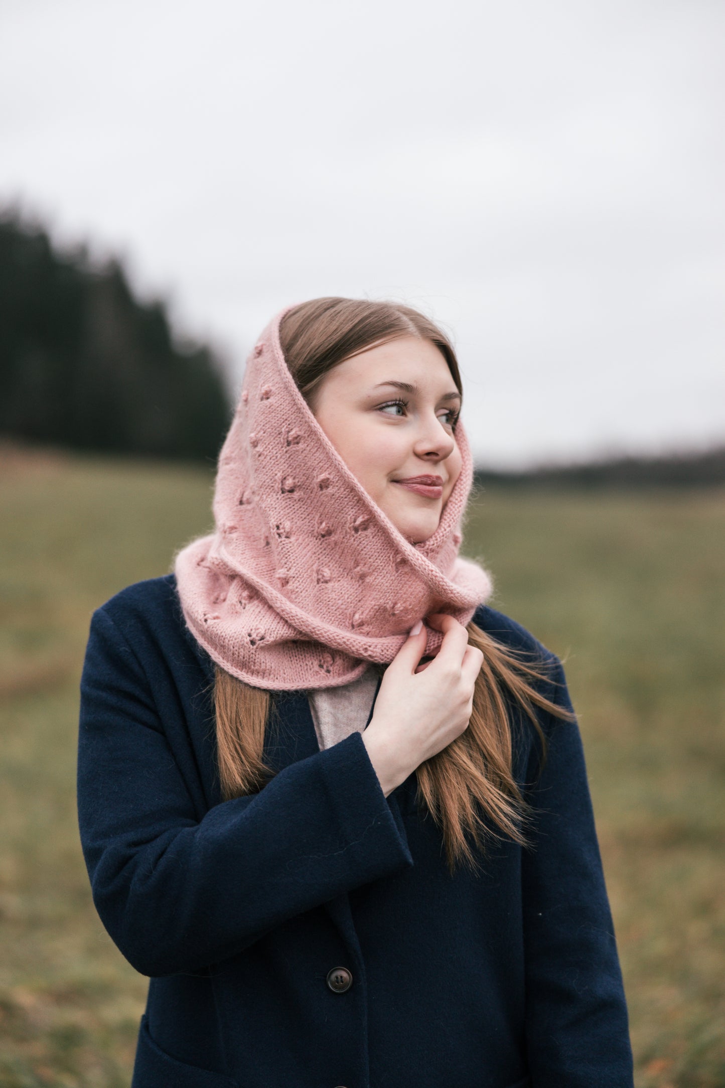 Huima-neulehuivi (Laine 4 PLY & Edith)