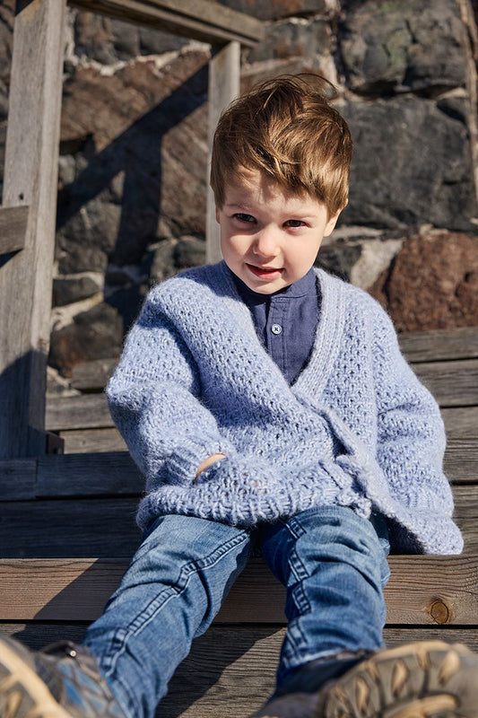 Downloadable pattern: Nemo Cardigan Mini (Novita Essentials)