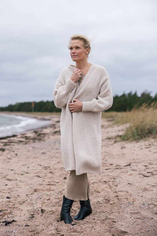 Downloadable pattern: Ulappa Cardigan (Novita Spring 2025)